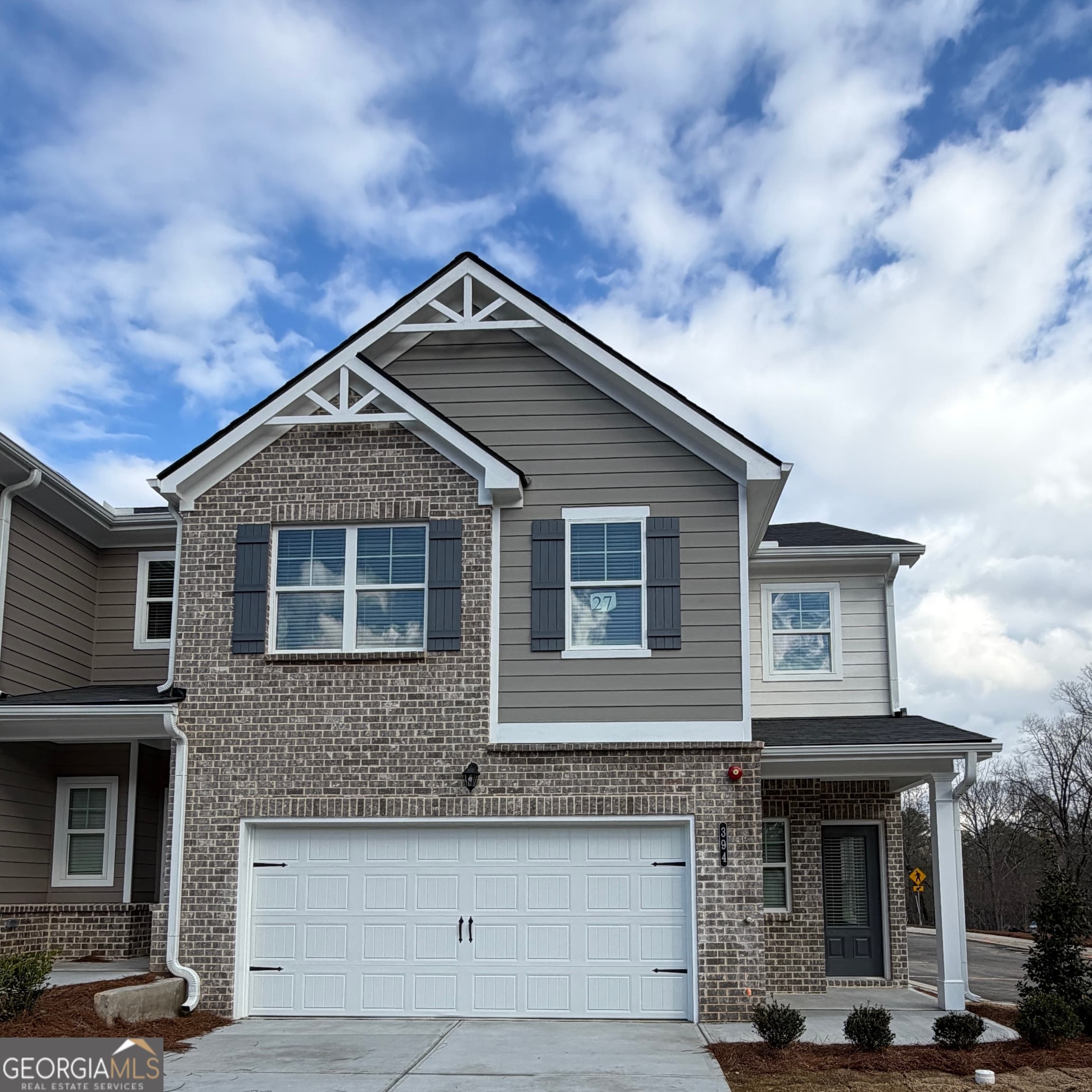 394 Lanier Circle — photo 1