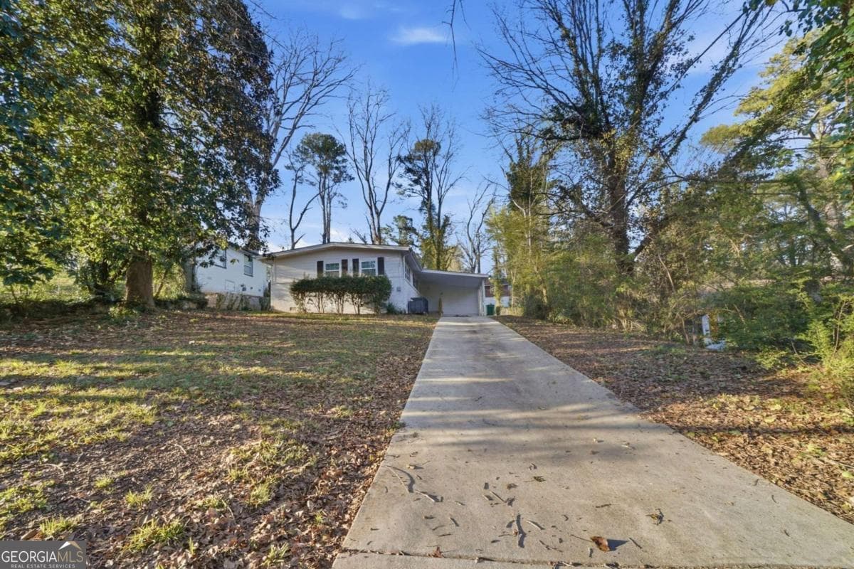 3024 Pasadena Dr — photo 1