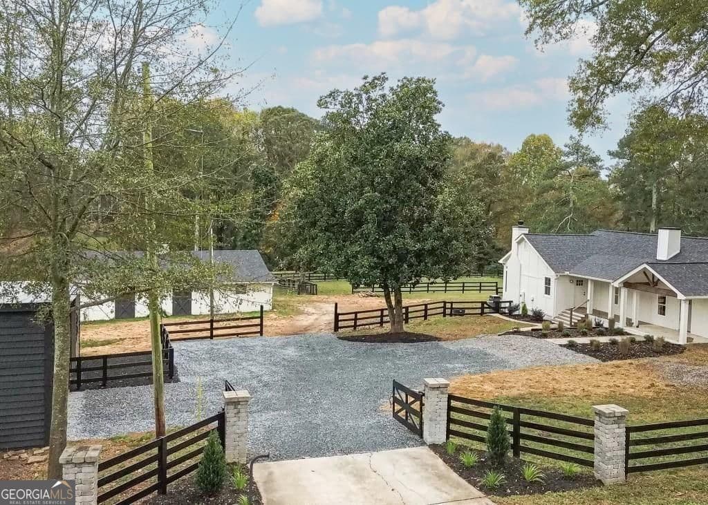 15585 Thompson Rd — photo 2