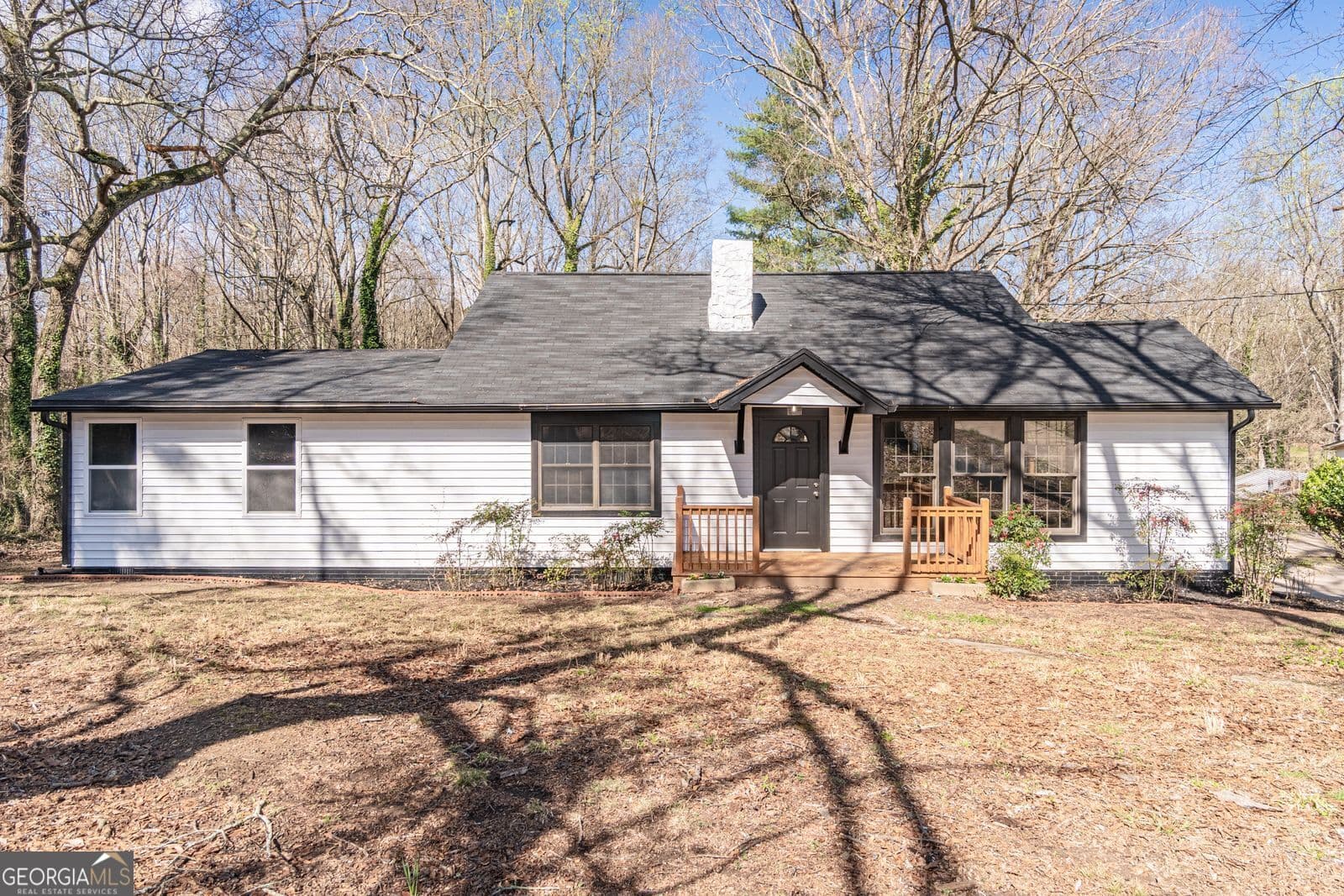 1203 E Ridge Rd — photo 1