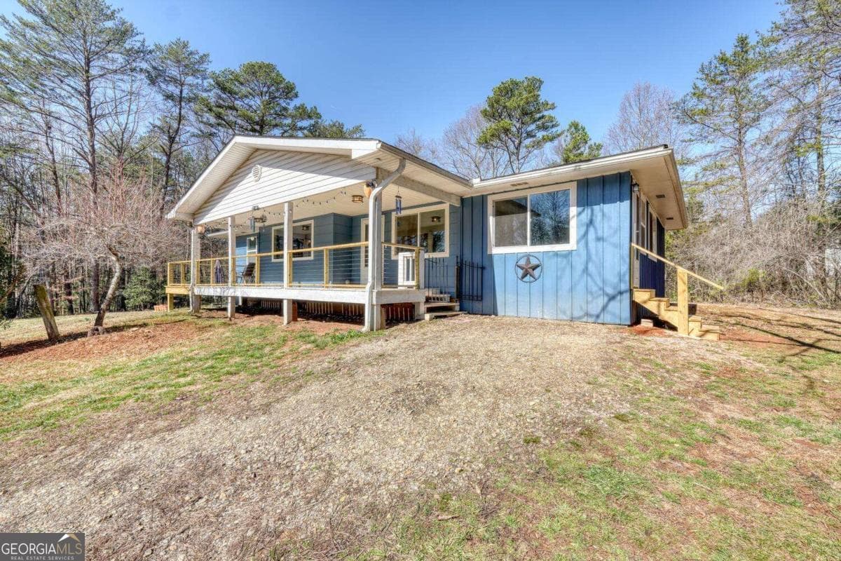 1541 Liberty Church Rd — photo 1