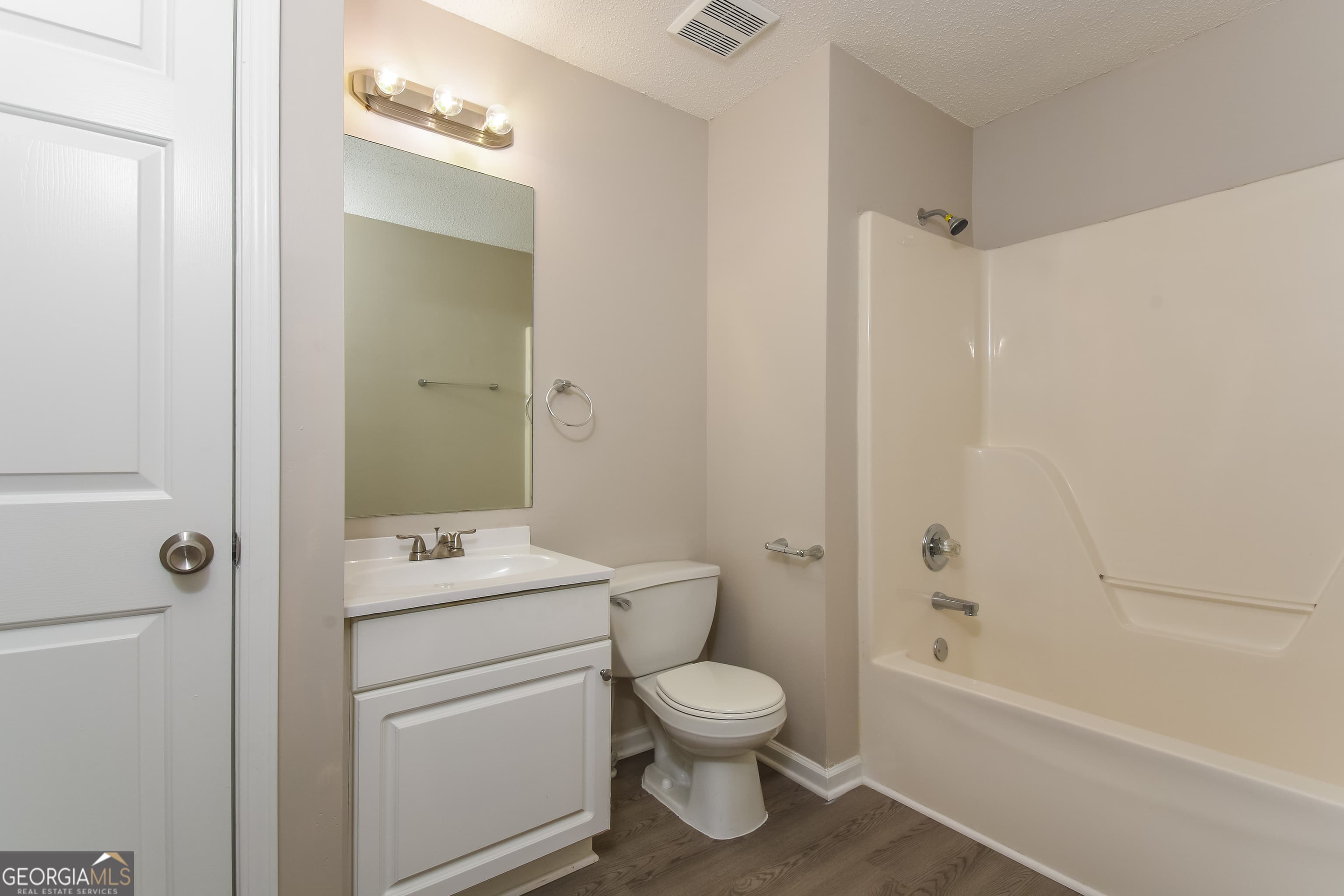 403 Providence Rd — photo 22