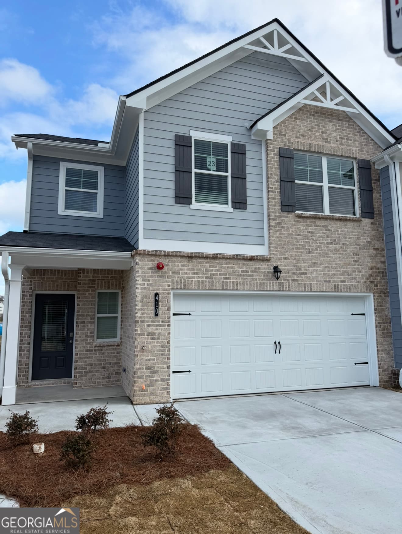 410 Lanier Circle — photo 2