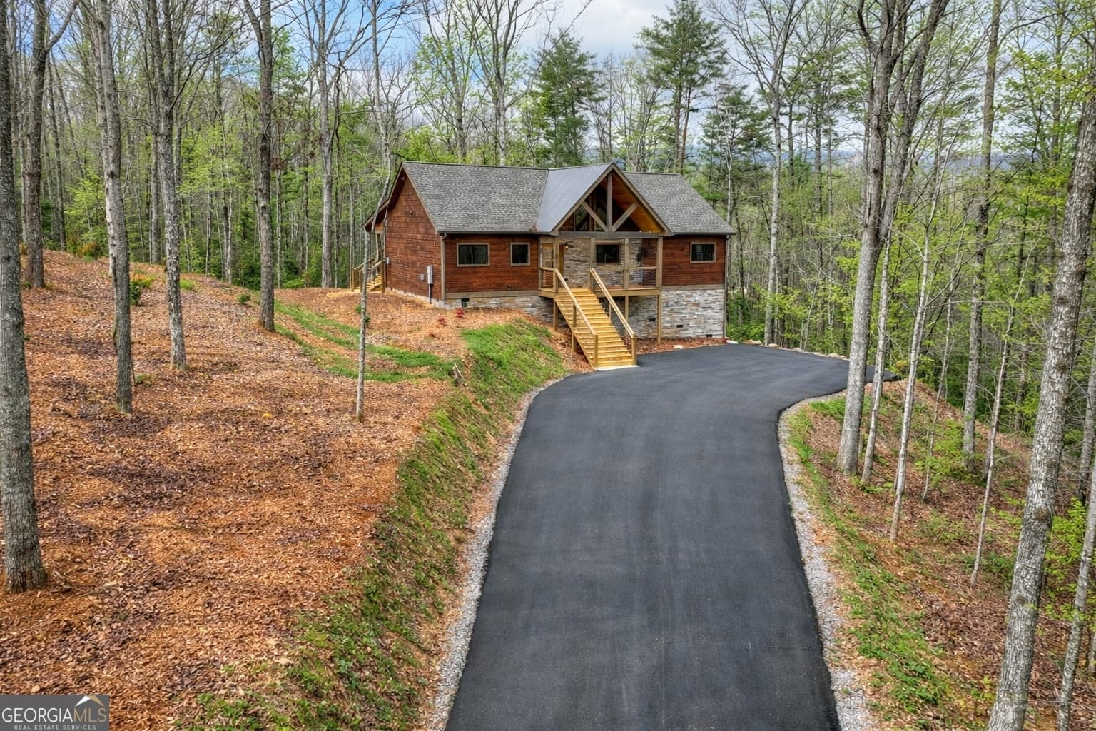 223 Bent Wood Ln — photo 1