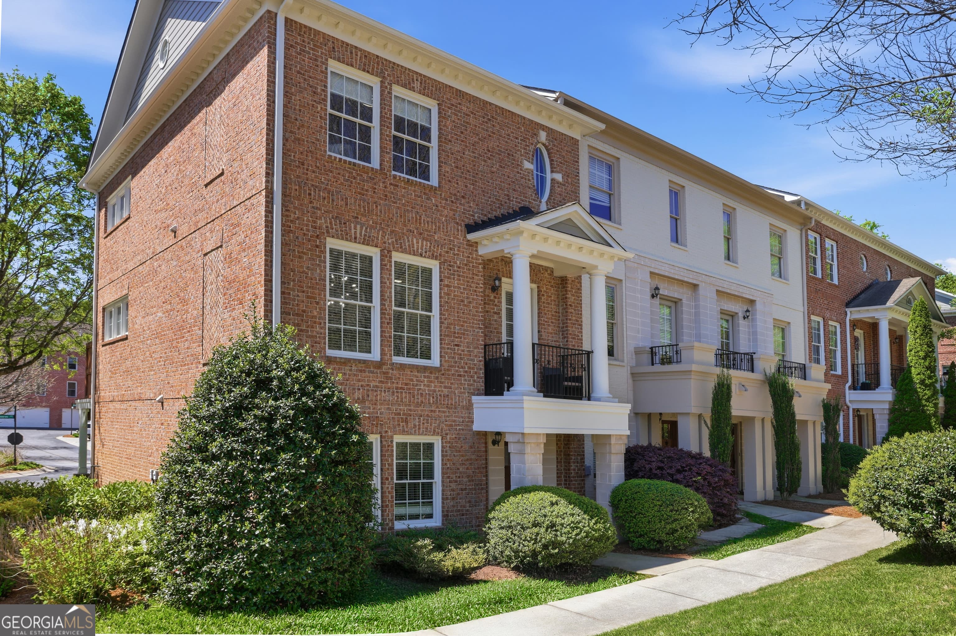 1850 Preserve Way — photo 1