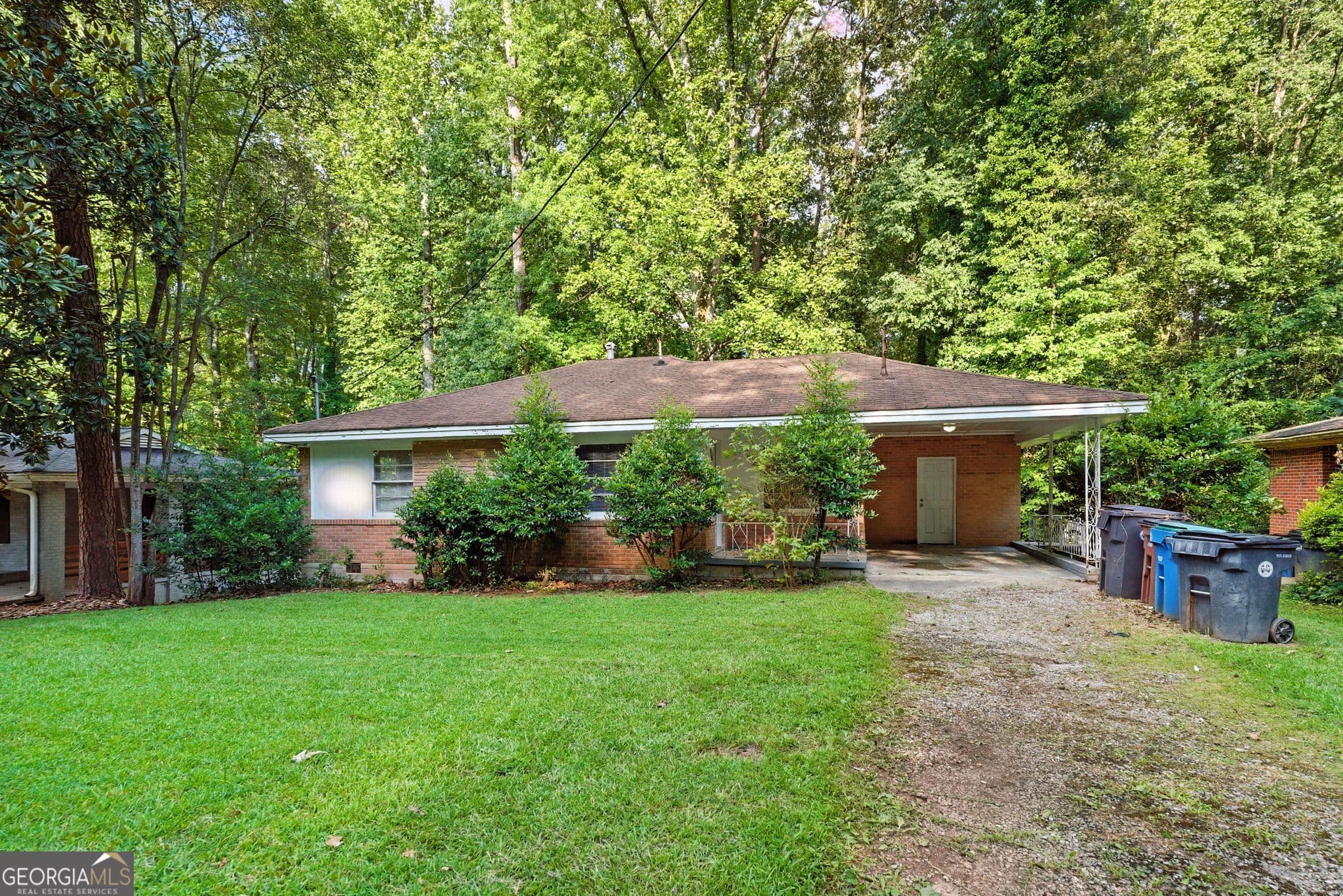 2370 Farley St — photo 1