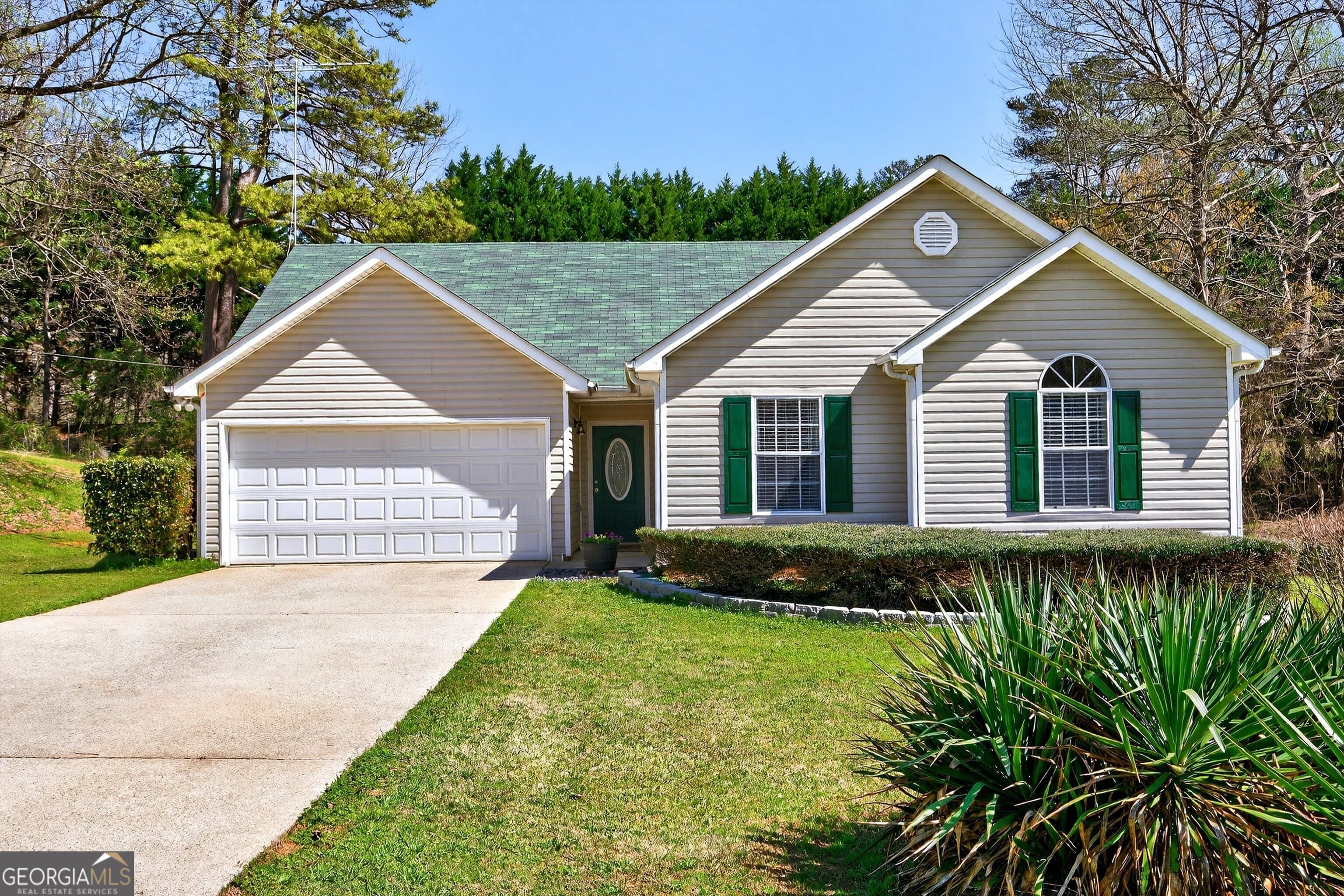 217 Farmbrook Parkway — photo 1