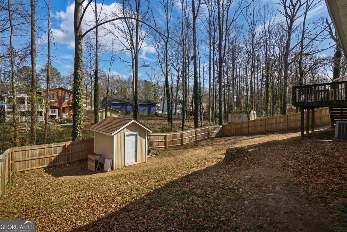 414 Hemlock Dr — photo 34