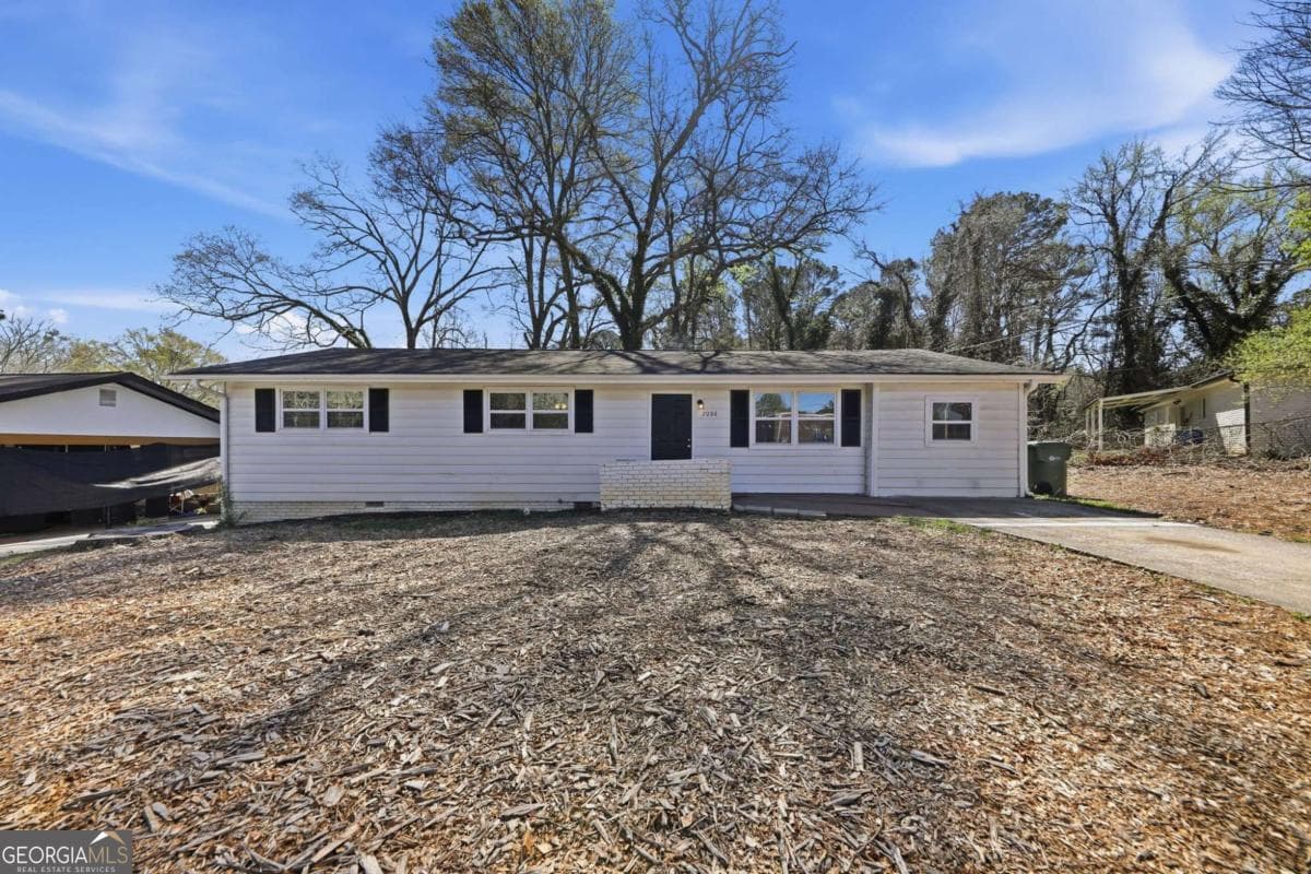 2086 Fairburn Sw Rd — photo 1