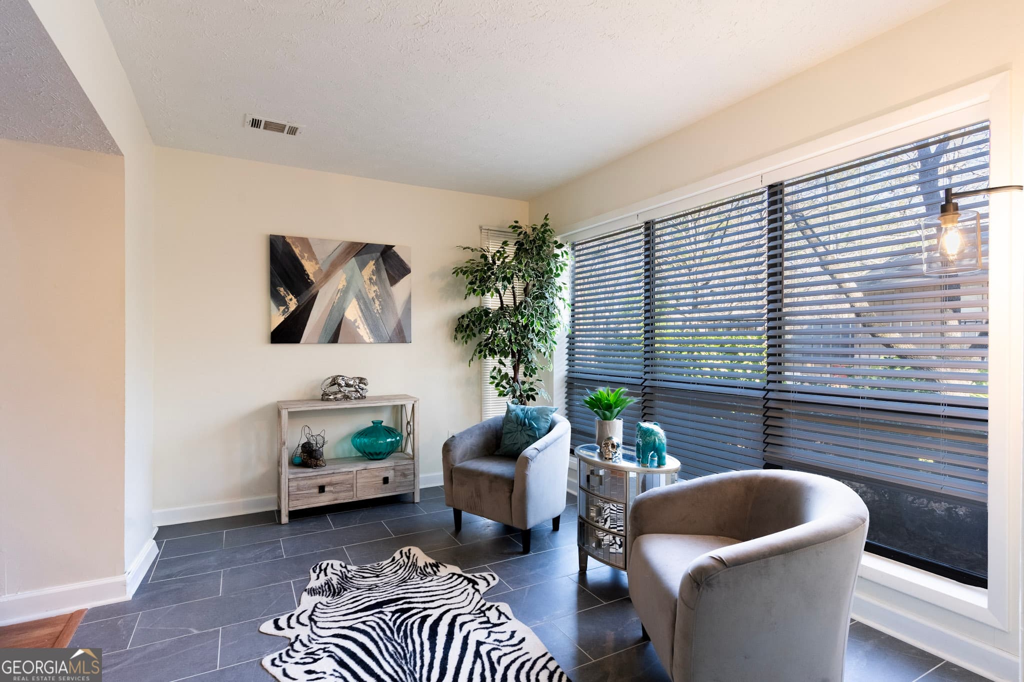 8740 Roswell Rd 10A — photo 2