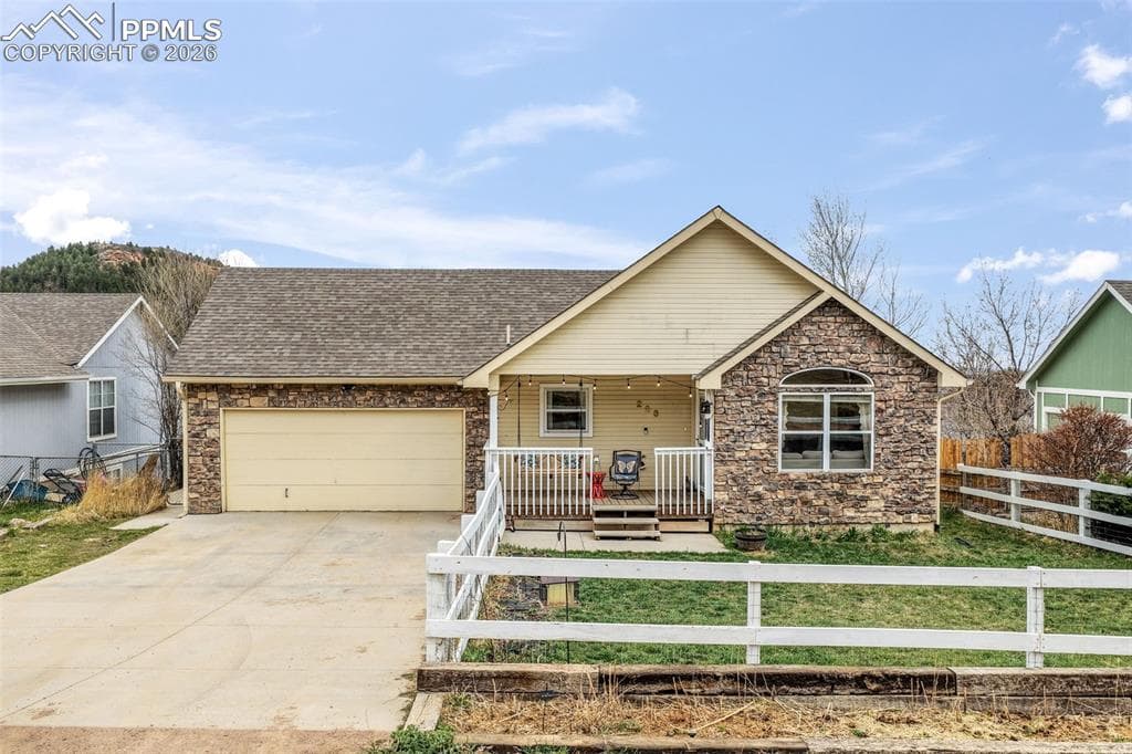 223 UPPER GLENWAY - Photo 1