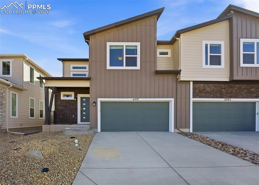 6997 KNAPP DR - Photo 1