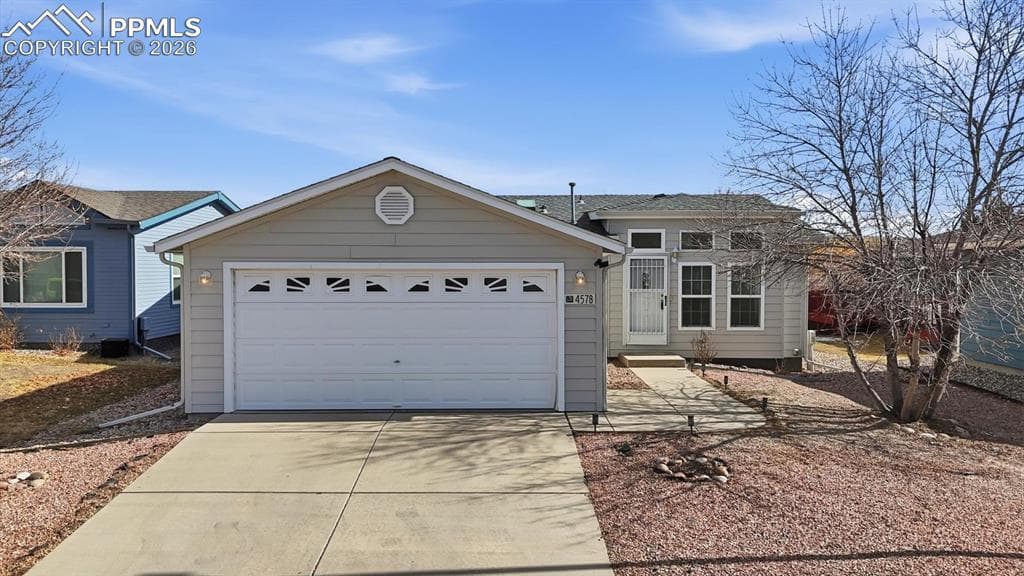 4578 Gray Fox Heights 52 — photo 1