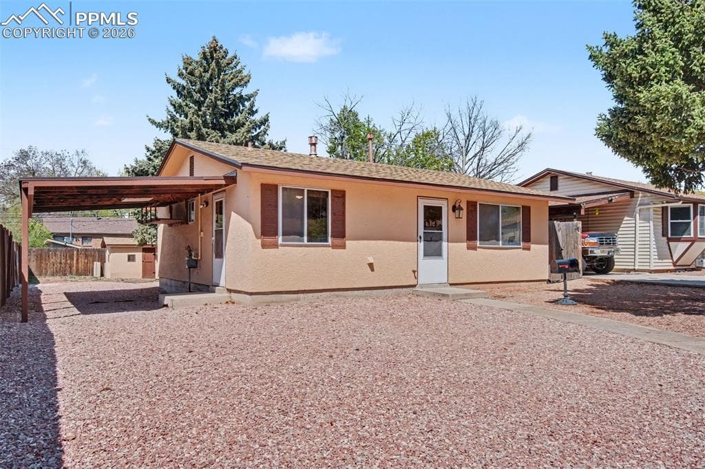 1706 Alexander Ln — photo 1