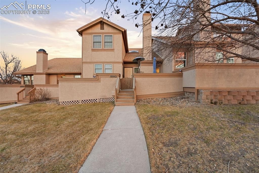 1892 Brookdale Dr — photo 1