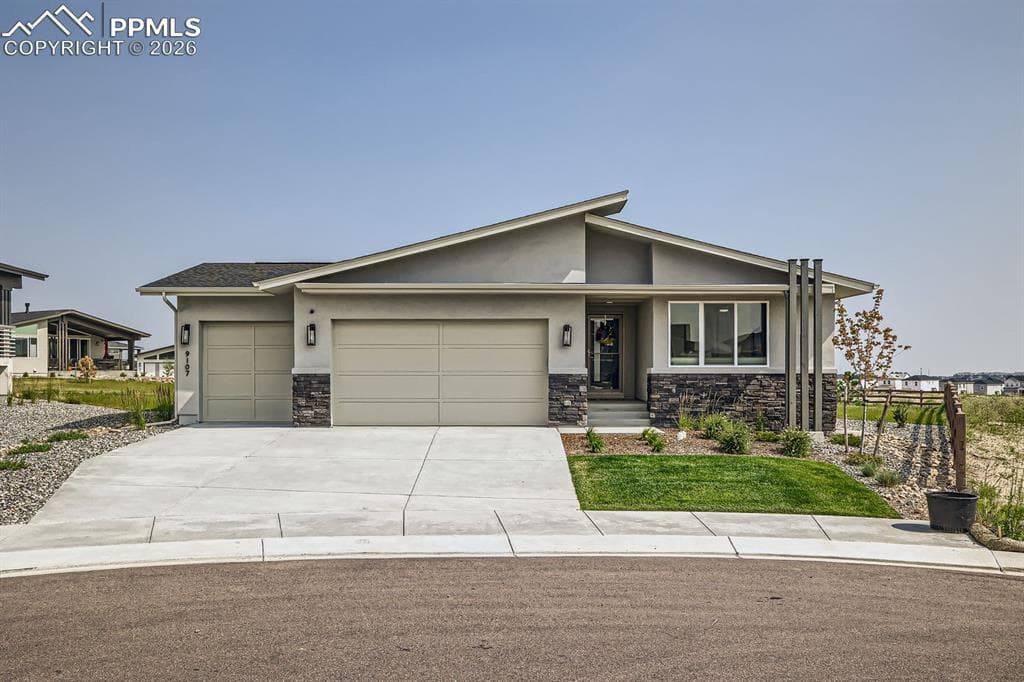 9107 Glitter Way — photo 1