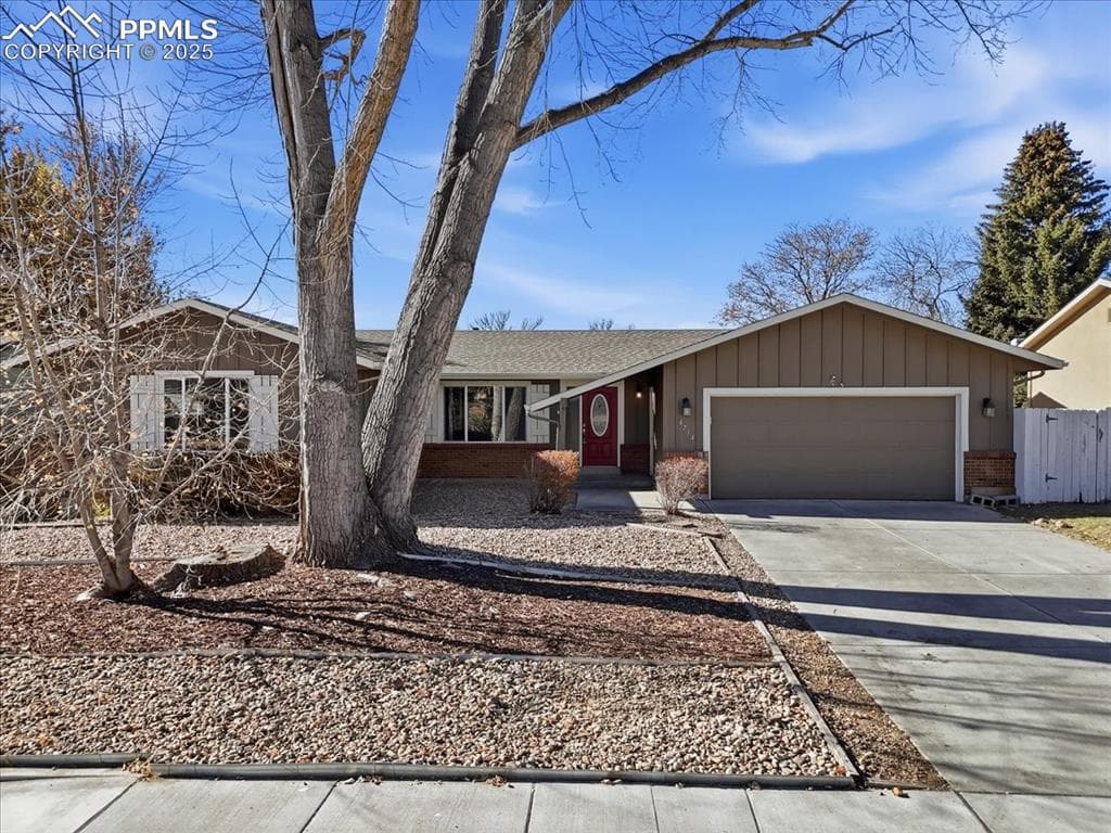 4714 HACKAMORE DR - Photo 1