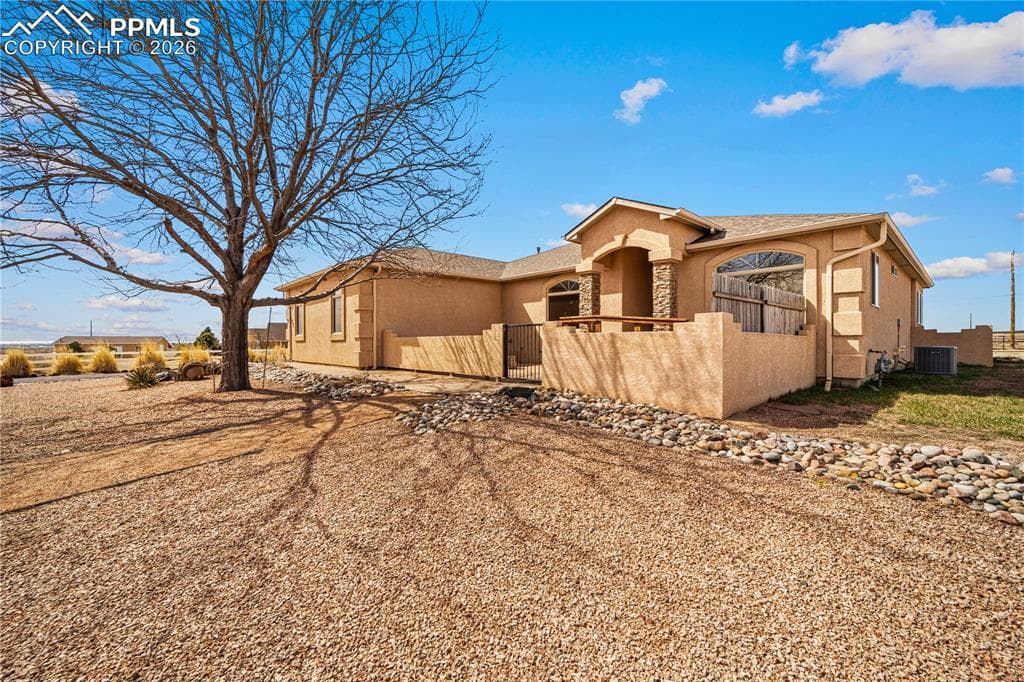 1225 N PARKRIDGE DR - Photo 1