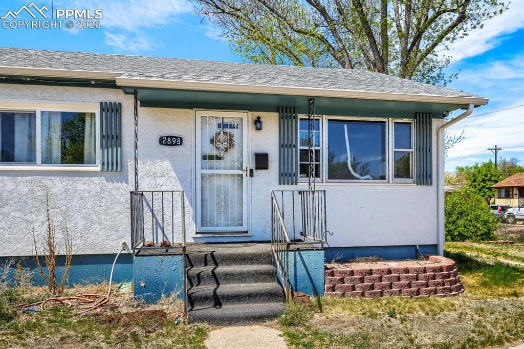 2898 Merry Ln — photo 1