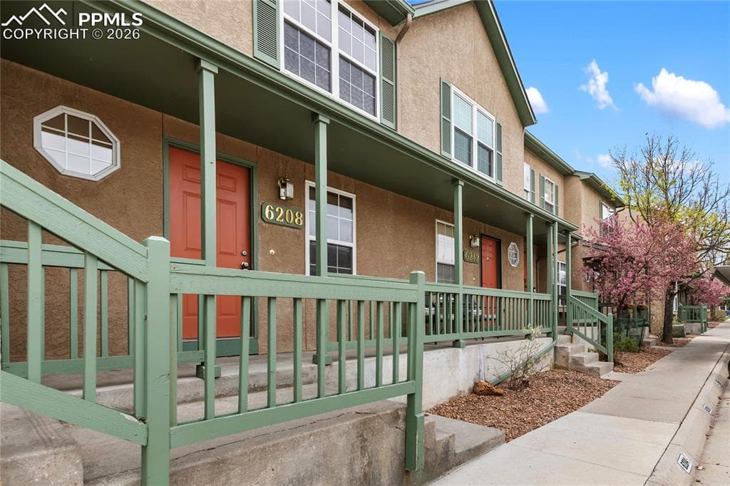 6208 Colony Circle — photo 1