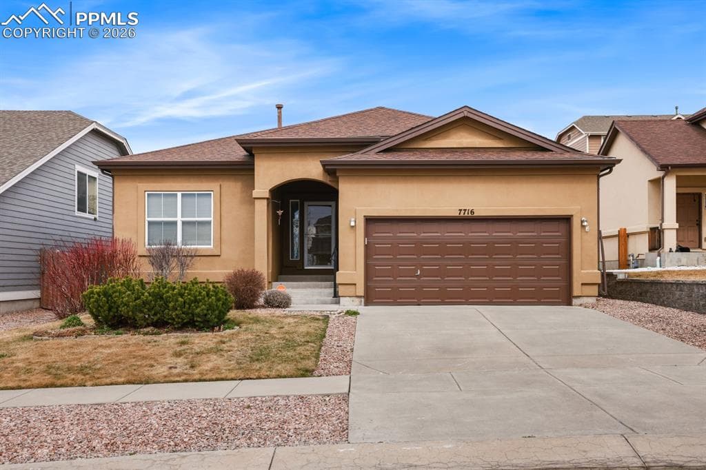 7716 Orange Sunset Dr — photo 1