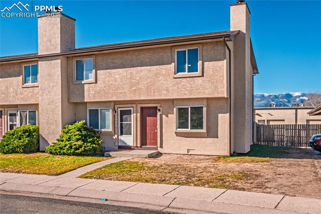 3064 Starlight Circle — photo 1