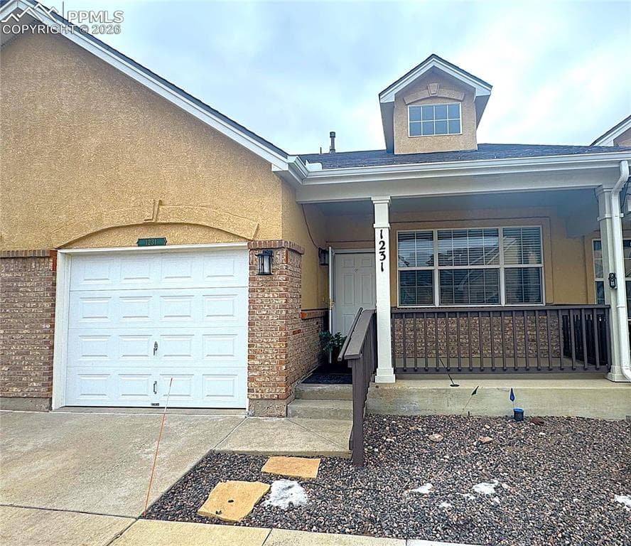 1231 Villa Grove — photo 1