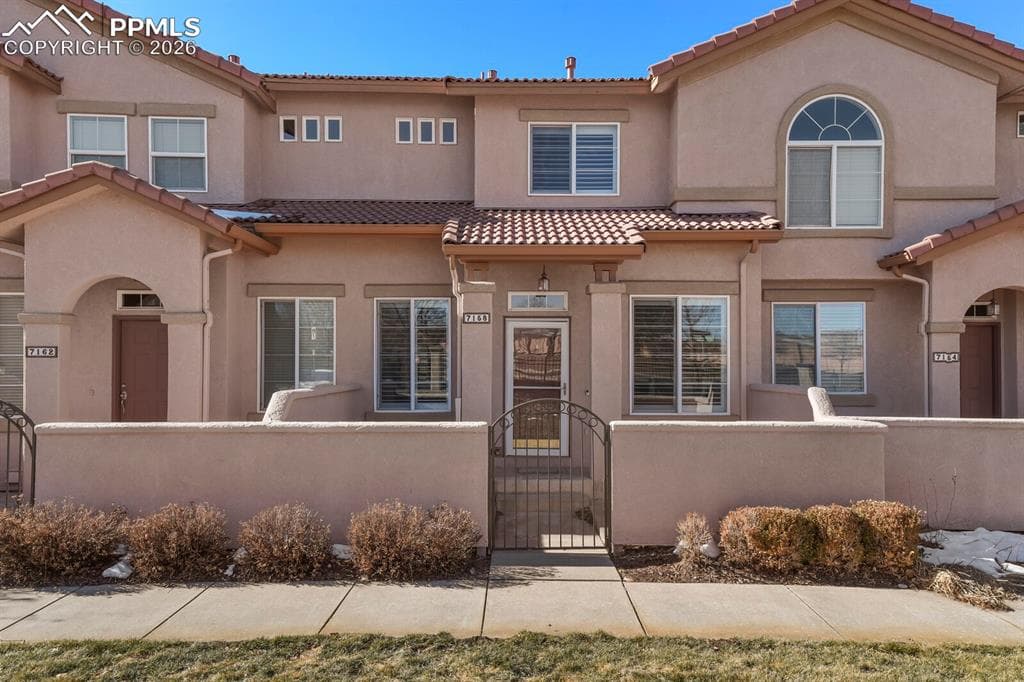 7158 Sand Crest View — photo 1