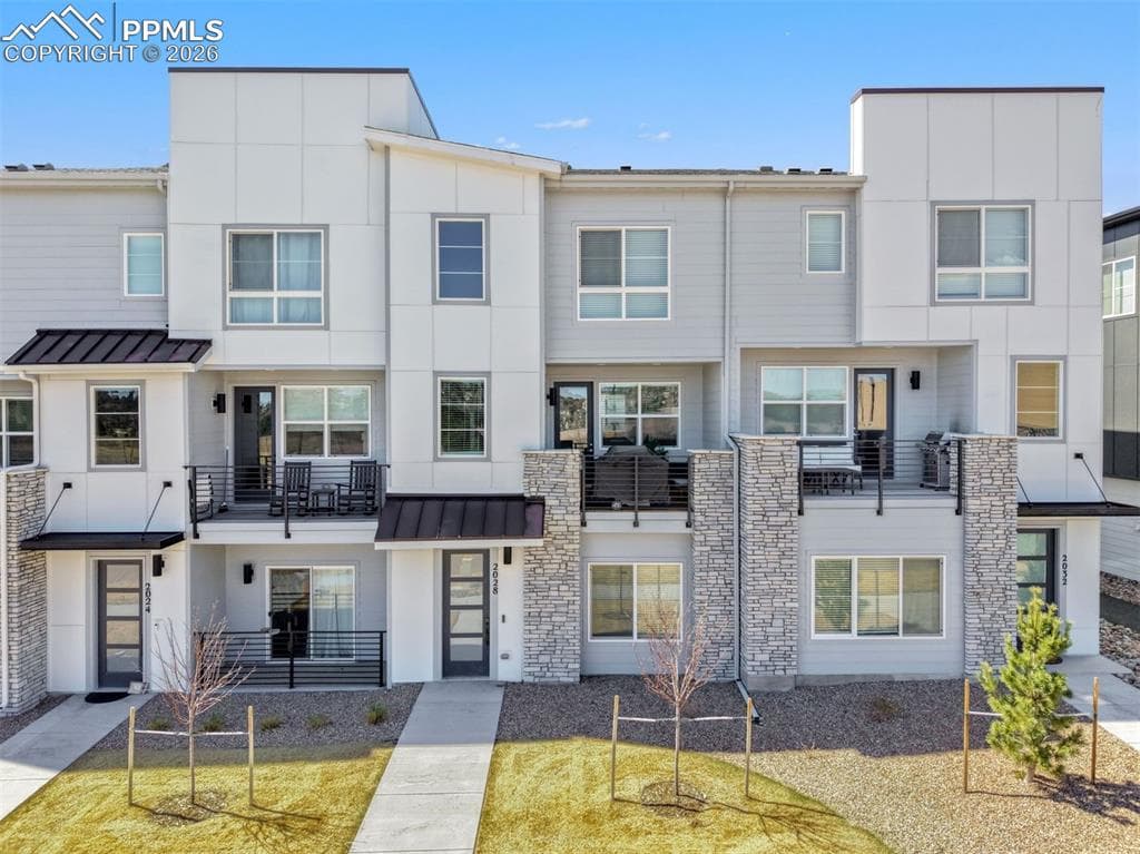 2028 PERIDOT LOOP HEIGHTS - Photo 1