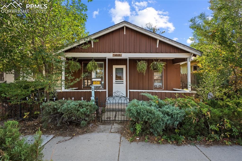 1903 W Colorado Ave — photo 1