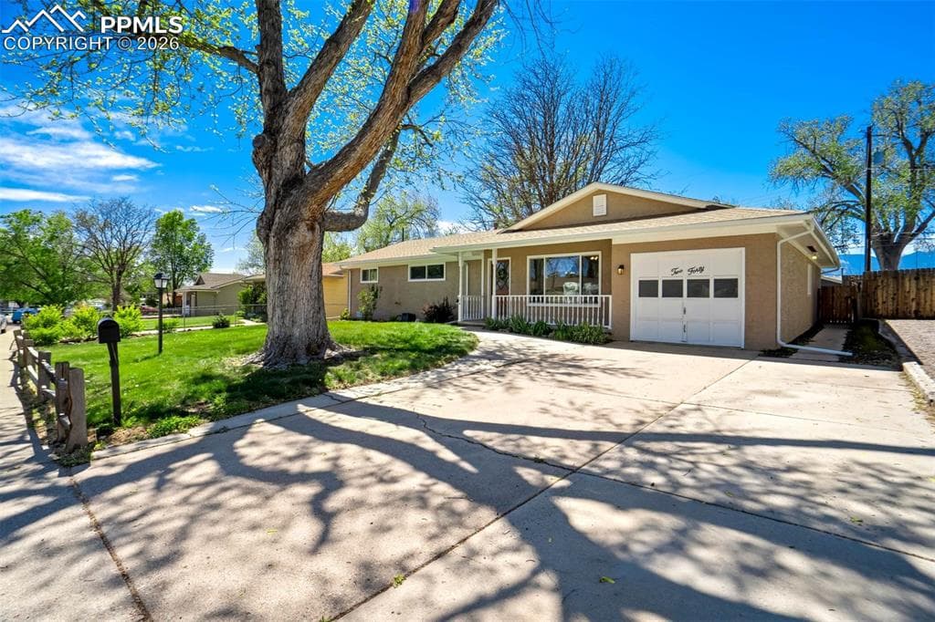 240 Davie Dr — photo 1