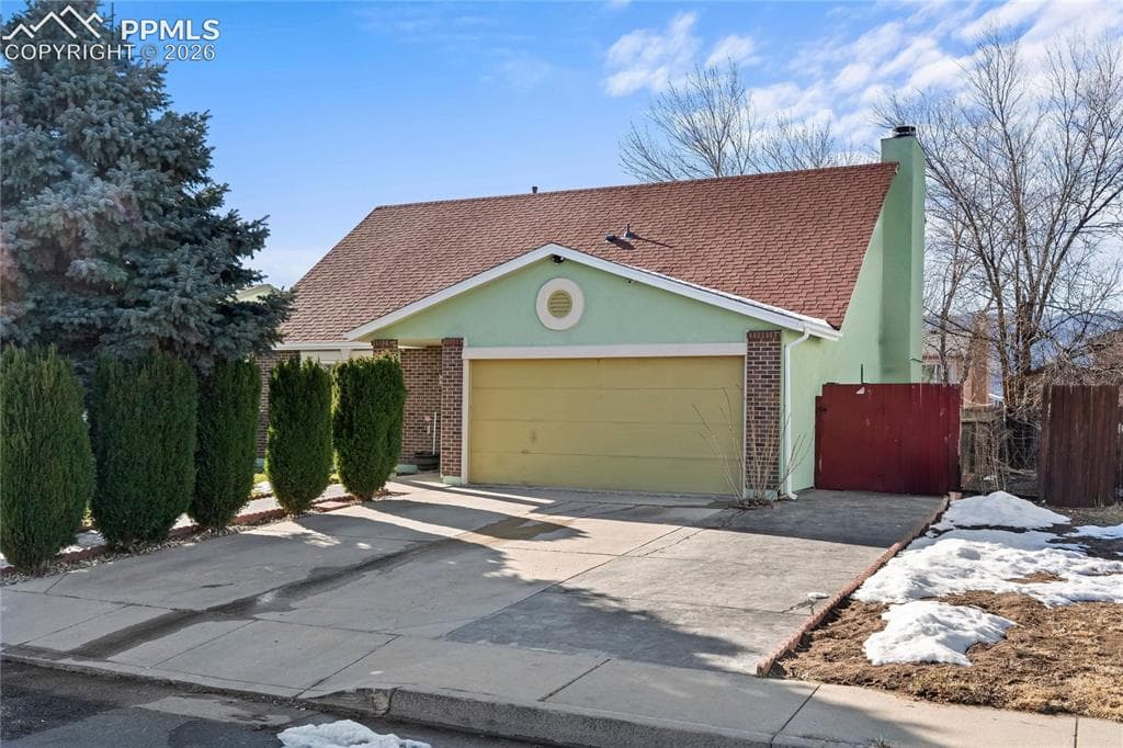 3450 Post Oak Dr — photo 1