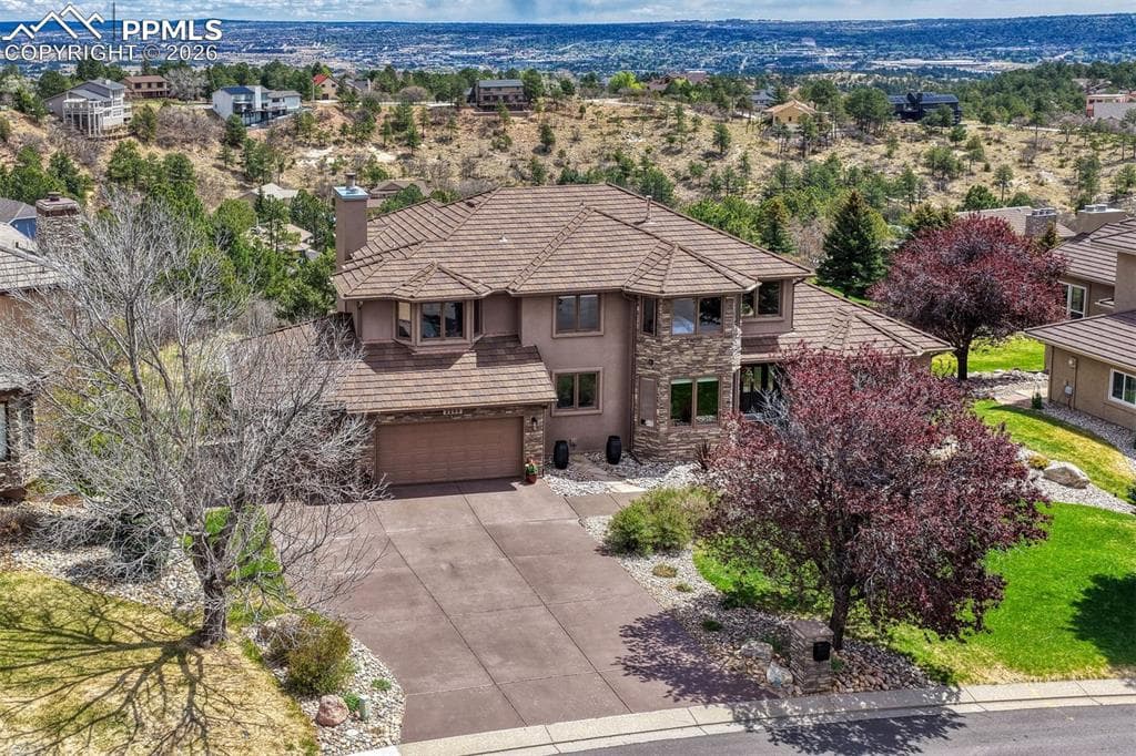 2255 Oak Hills Dr — photo 1