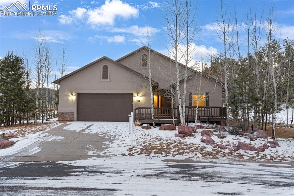 1157 Ptarmigan Dr — photo 1
