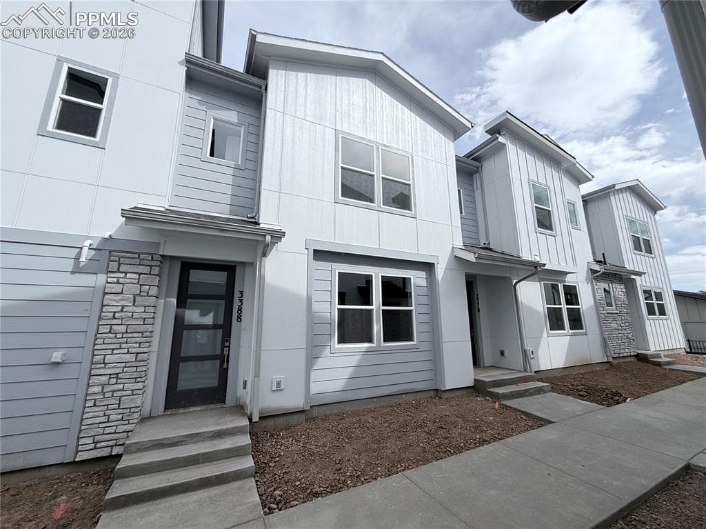 3388 DRUMLIN GROVE - Photo 1