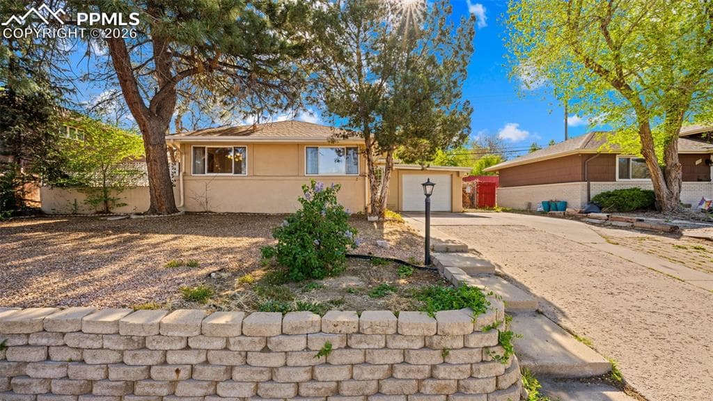 2023 N Circle Dr — photo 1