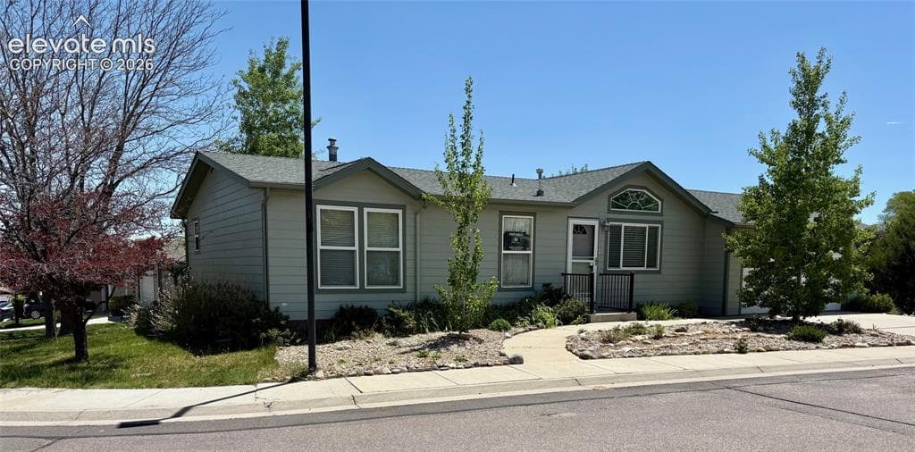 4661 Gray Fox Heights — photo 1