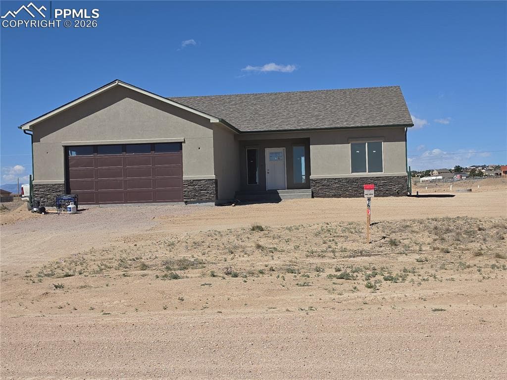 1675 N Lyon Dr — photo 1