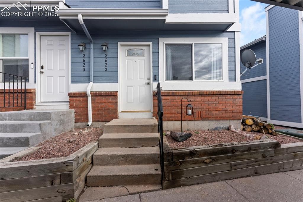 2622 Bannister Ct — photo 1