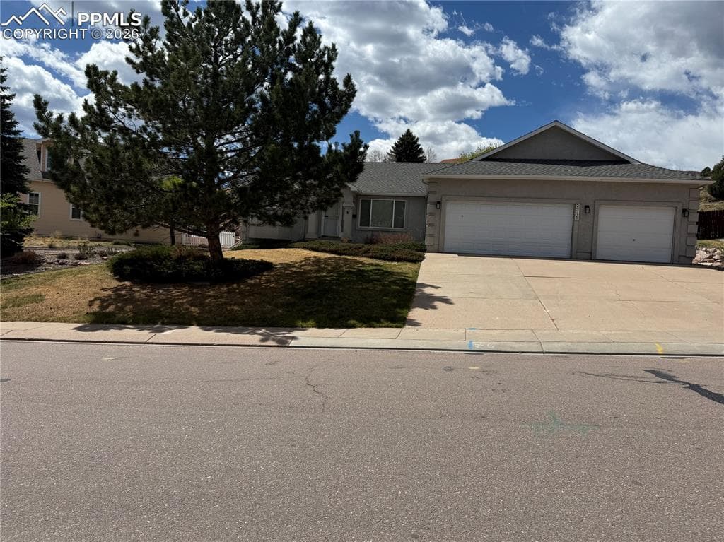 2315 Rossmere St — photo 1