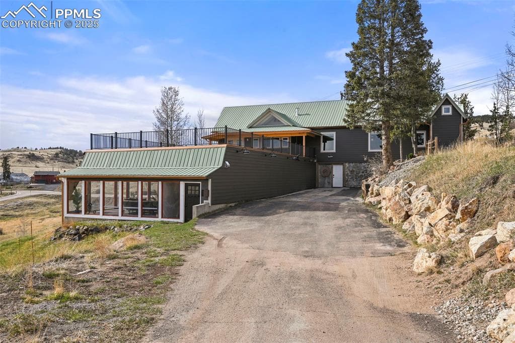 137 HAYDEN ST - Photo 5
