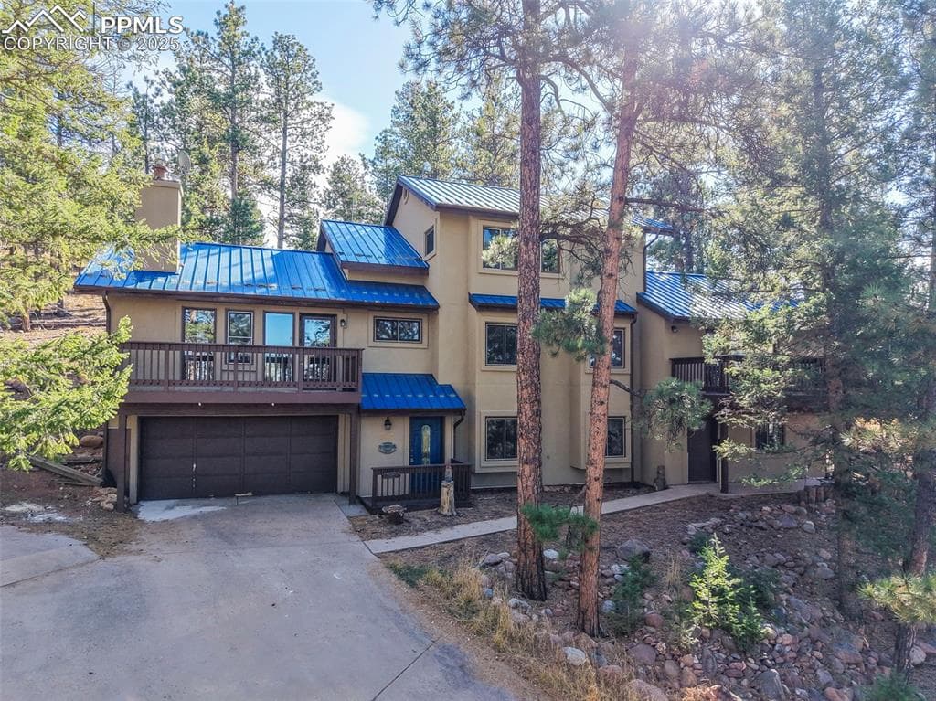 1043 Kings Crown Rd — photo 1