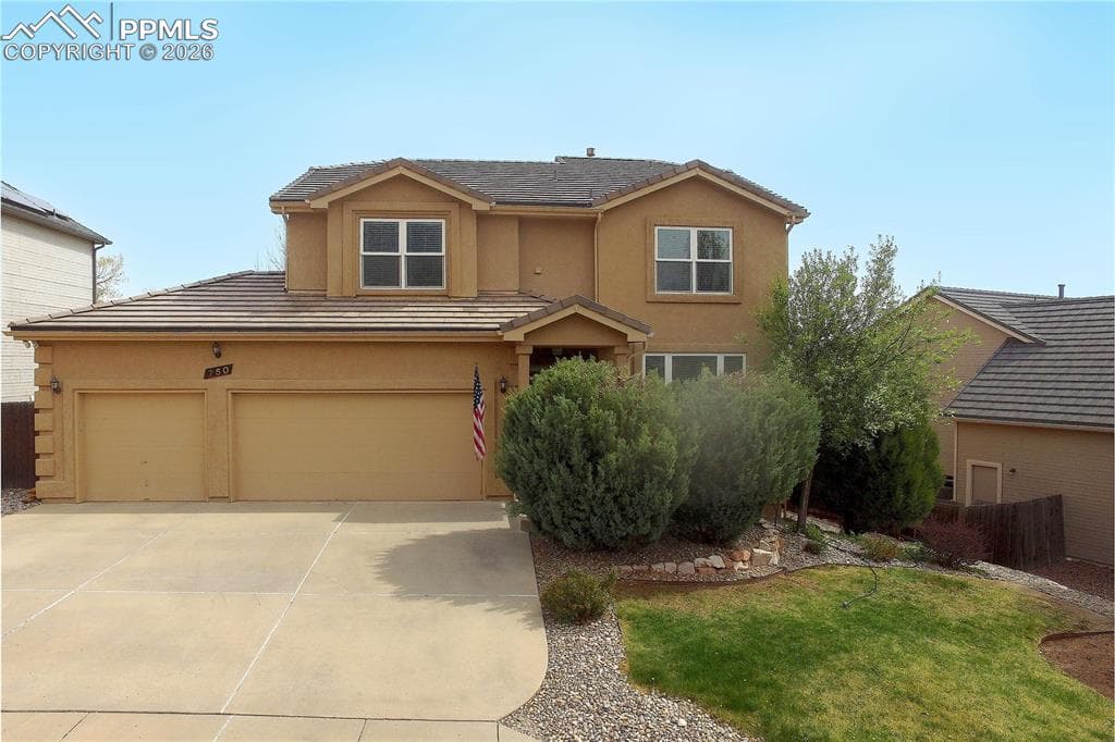 750 Capeglen Rd — photo 1