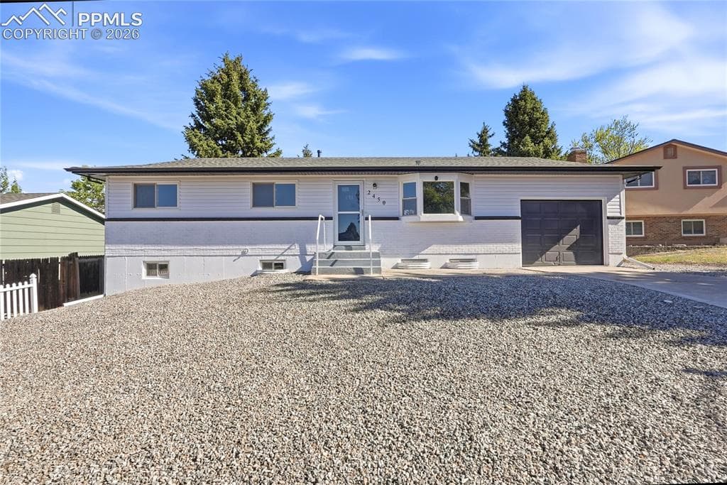 2450 Telemark Ct — photo 1