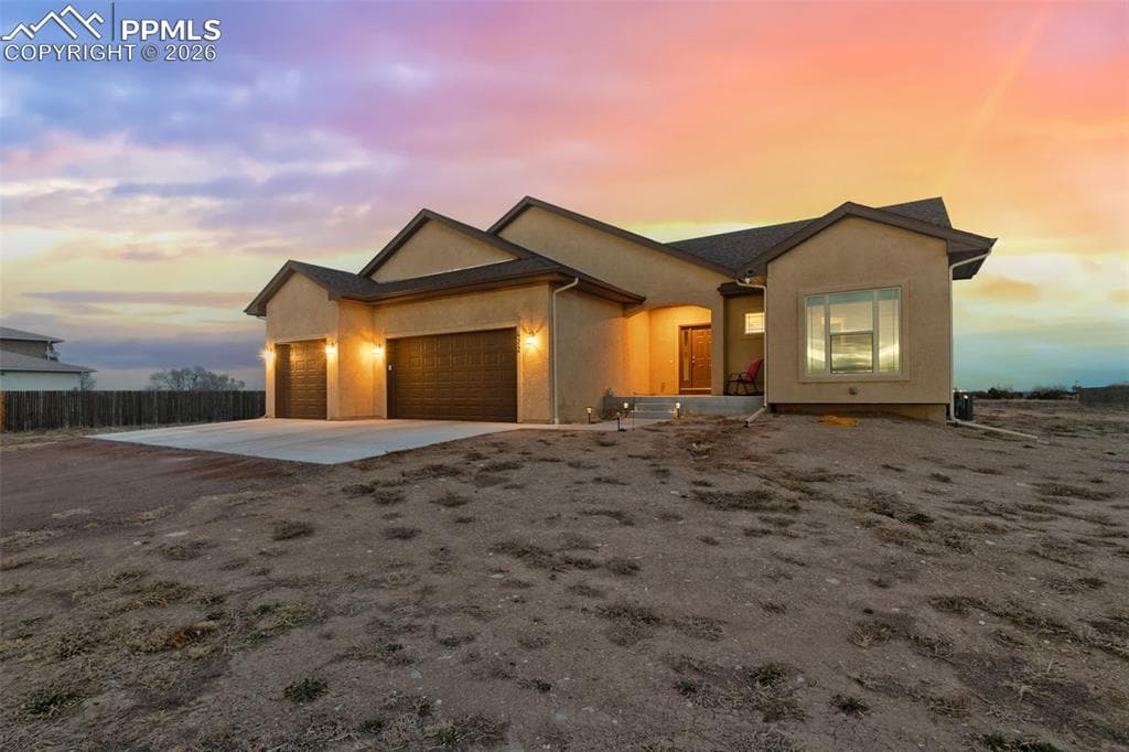 422 S Gilia Dr — photo 1
