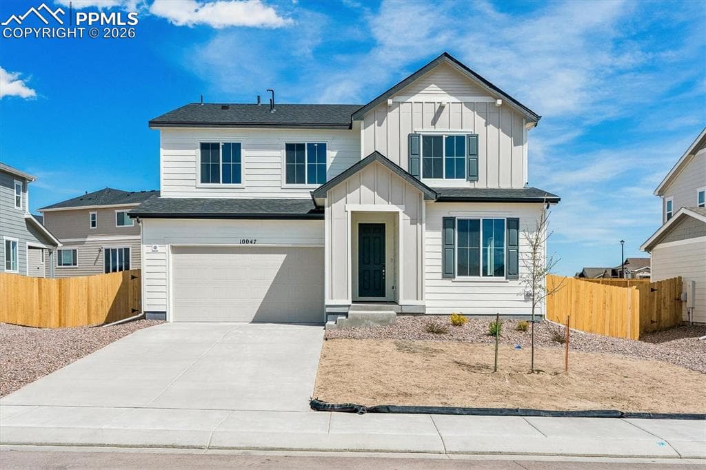 10047 HARTWOOD DR - Photo 1