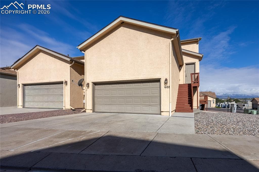608 Bosque Vista Point — photo 1