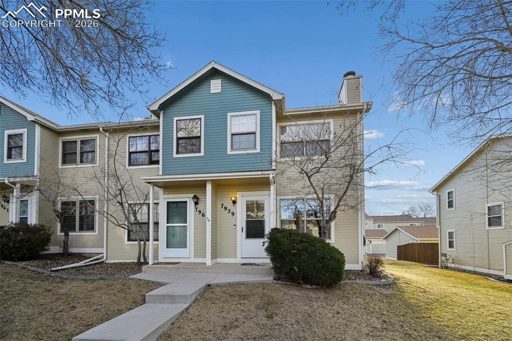7959 Lexington Park Dr — photo 1