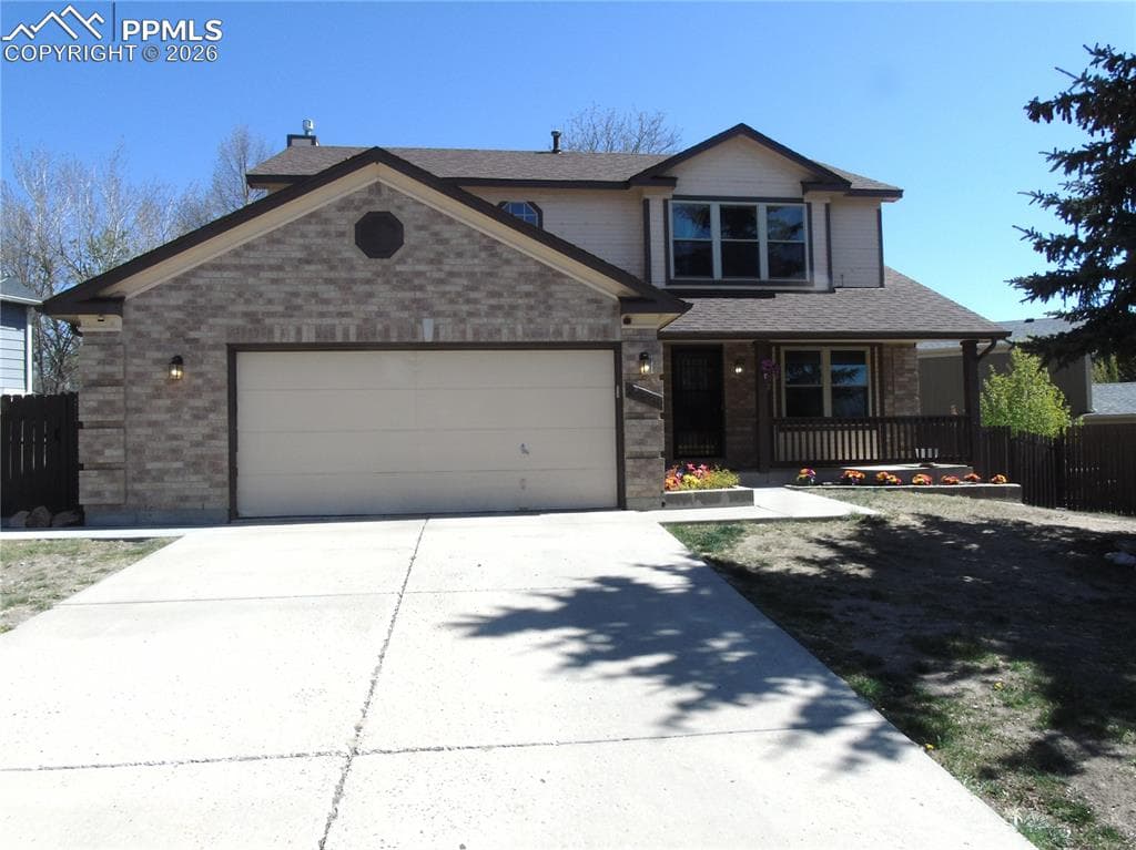 2945 Frazier Ln — photo 1