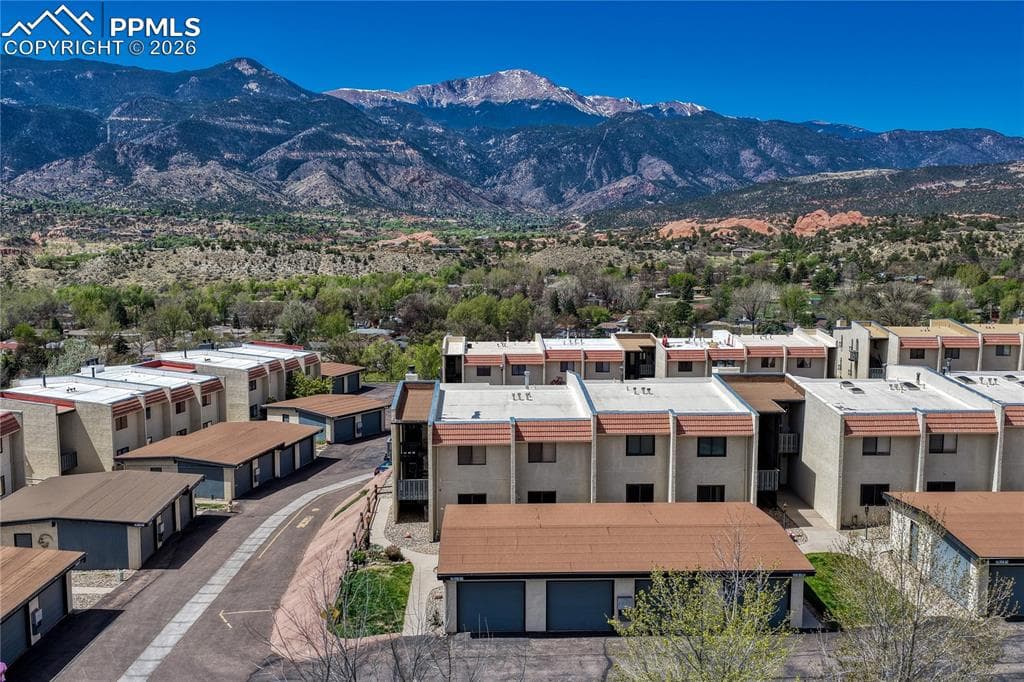 918 FONTMORE RD - Photo 1